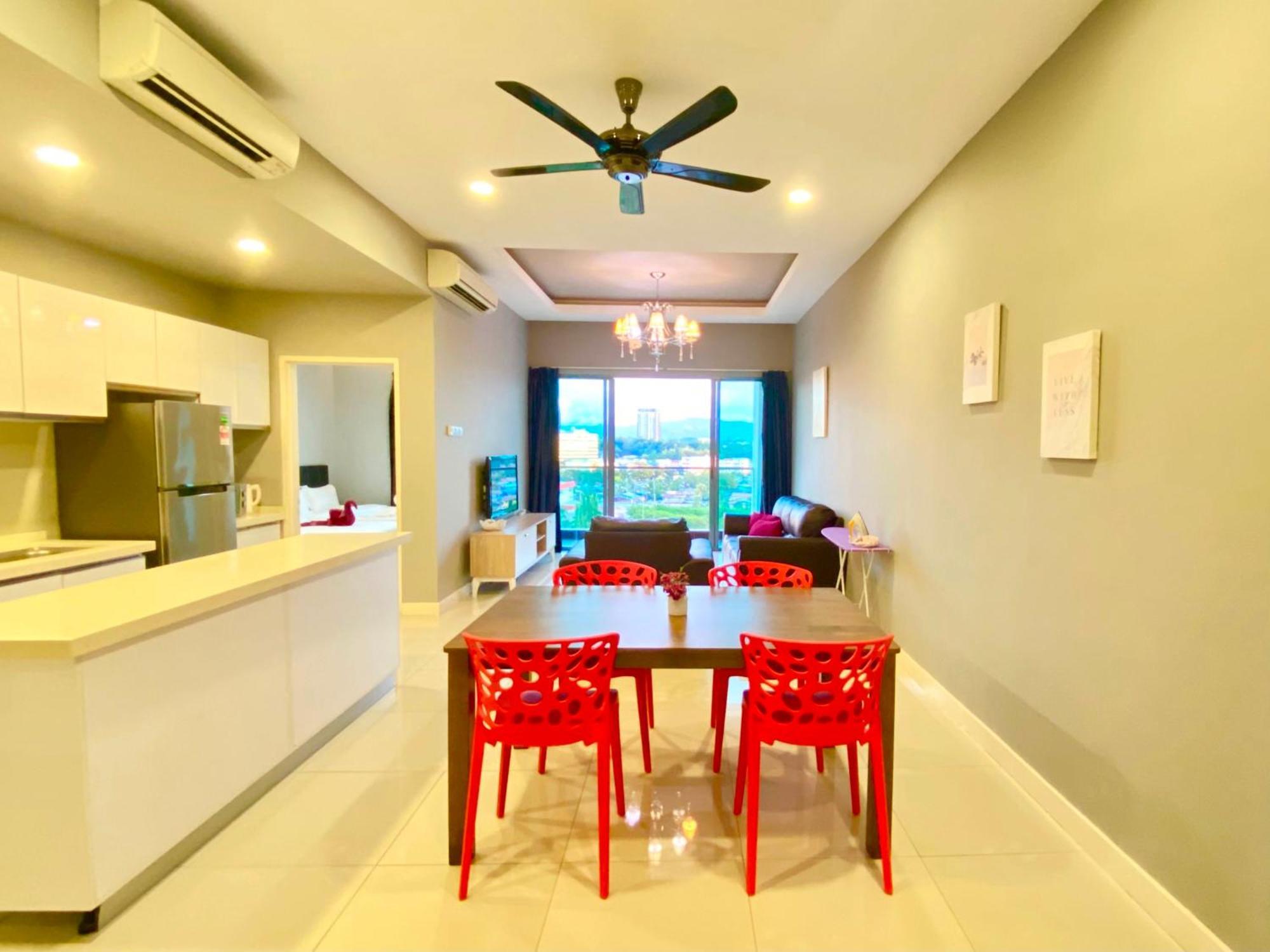 Capital O 90987 The Loft Residences Homestay @ Imago Shopping Mall 2 Kampong Sembulan Eksteriør bilde